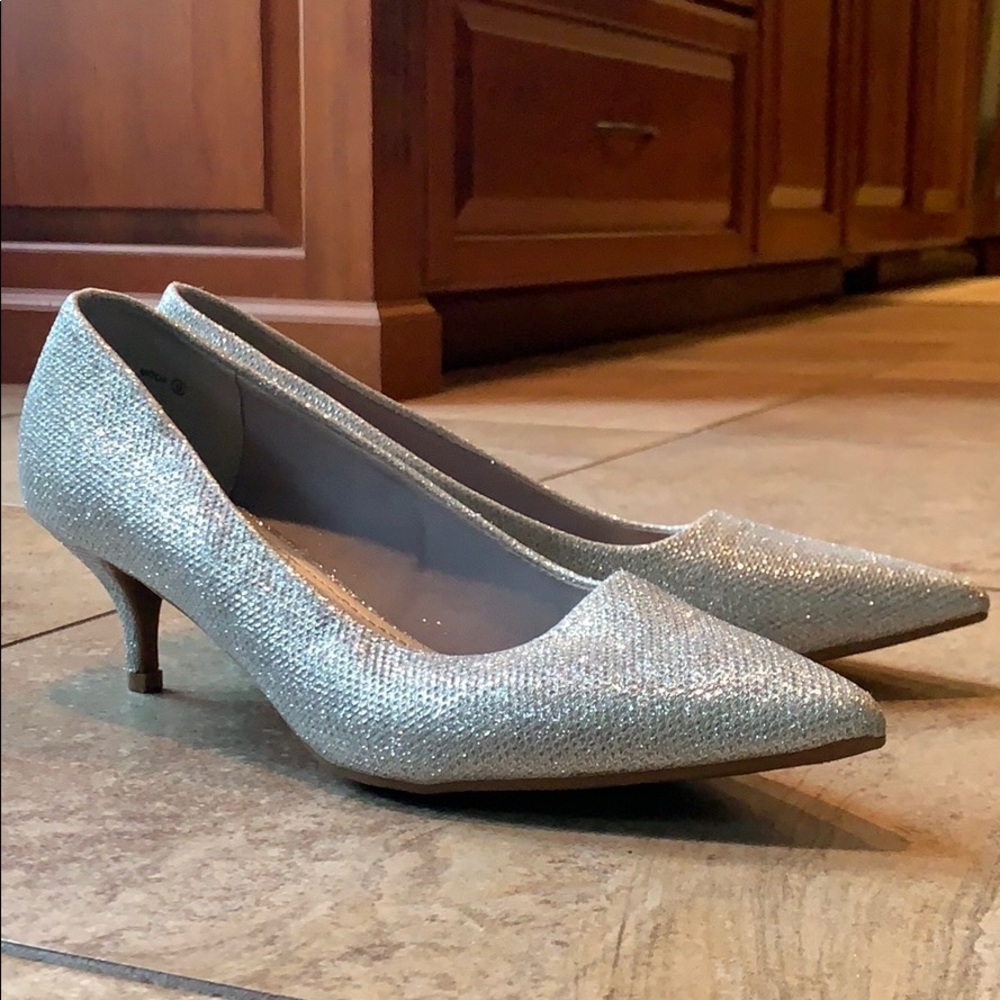 Dream Pairs Glitter Pump